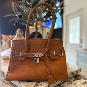 Marc Jacobs Tan Leather Handbag